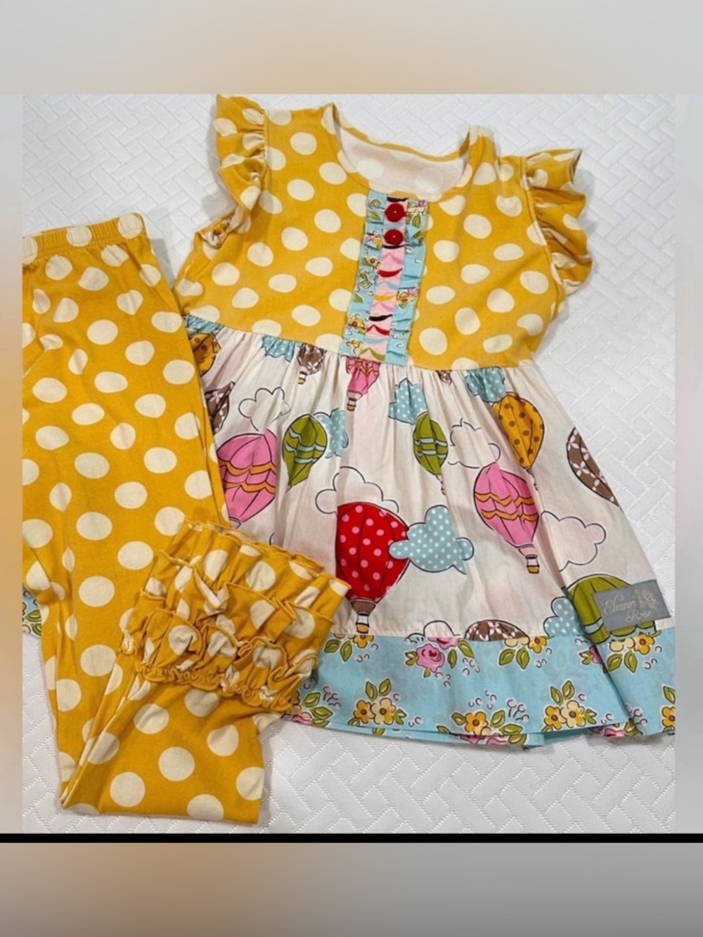 Eleanor rose outfit
